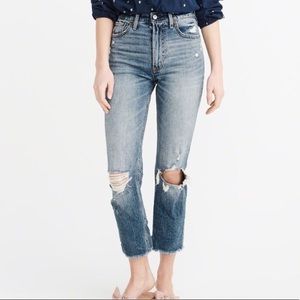 NWT Zoe  High Rise Ankle Straight Jeans